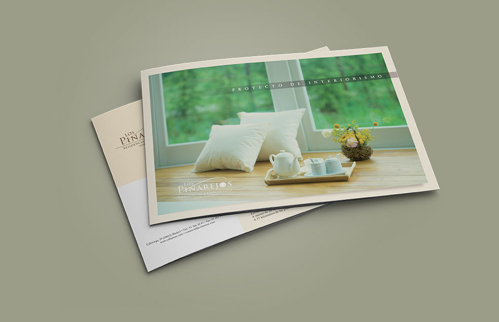Diseño y Artes Finales Folleto Los Pinarejos - Proyecto de Interiorismo