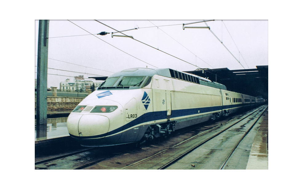 Imagen Corporativa UNE Largo Recorrido RENFE (1994) - Señalización exterior de trenes